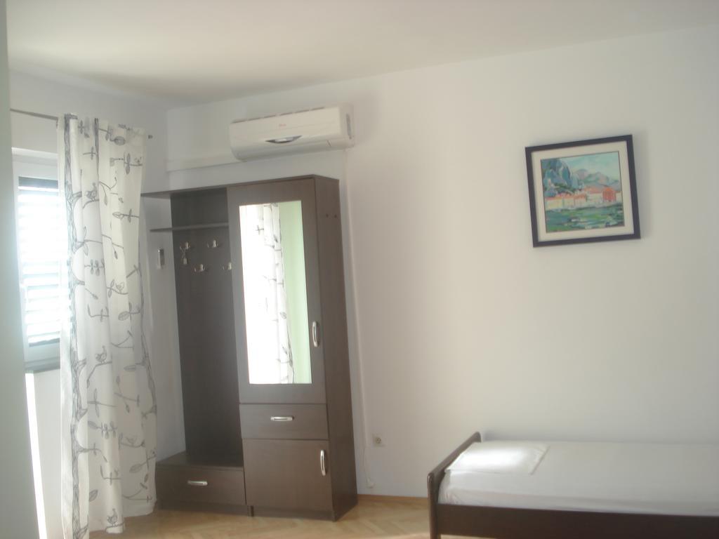 Apartments Smiljana オミシュ エクステリア 写真