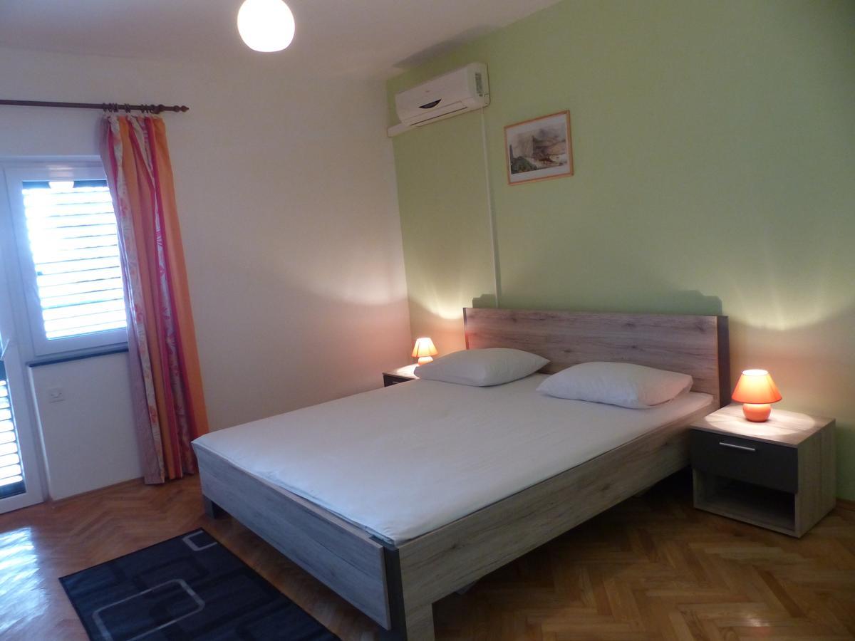 Apartments Smiljana オミシュ エクステリア 写真